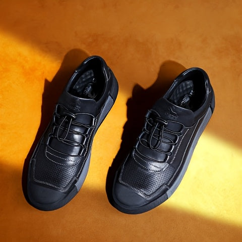 Minimalist and Leather to define the style and quality