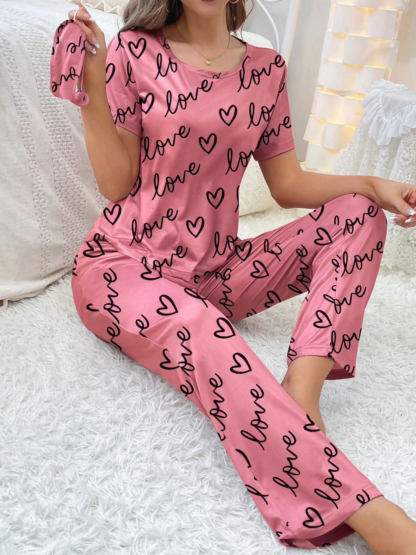 New women's home wear short sleeve trousers pajamas love pattern casual and comfortable