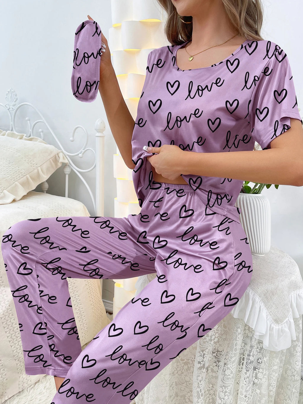 New women's home wear short sleeve trousers pajamas love pattern casual and comfortable